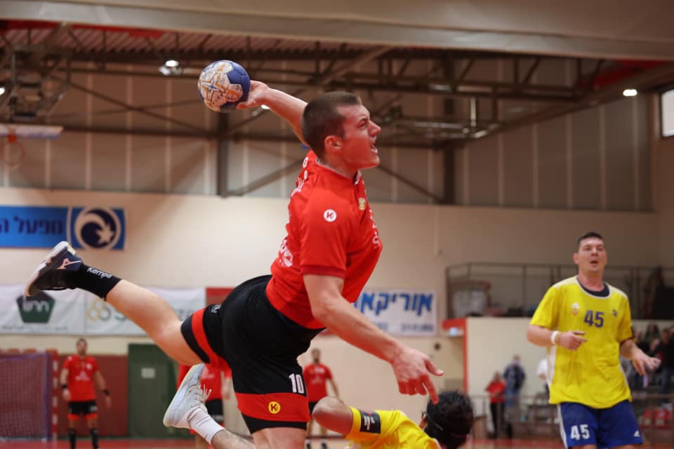 בשישי: האלופה מול מחזיקת הגביע