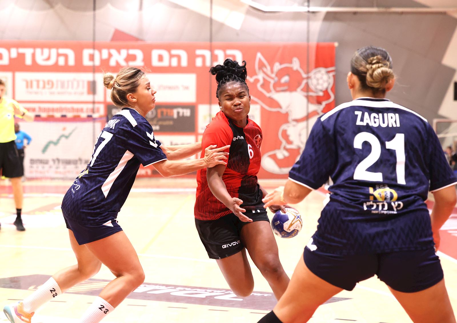 סוגרות סיבוב
